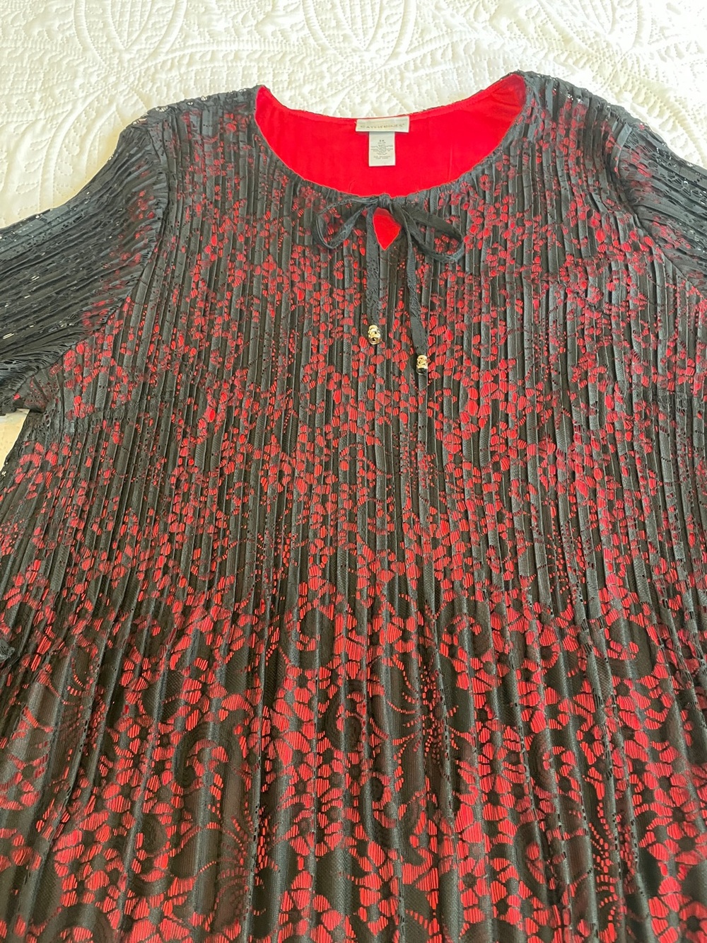 Catherine’s Black Lace Overlay Tunic with Red Underlayer - Picture 16 of 16